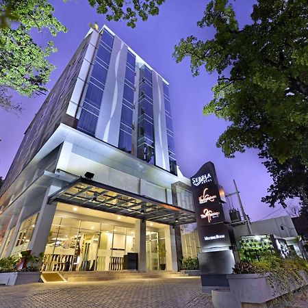 Serela Cihampelas By Kagum Hotels Бандунг Екстер'єр фото